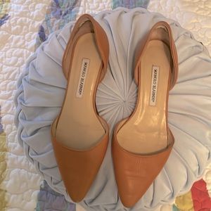 🎉HP!🎉 Manolo Blahnik Leather Flats RET $900+!  OOS @ NeimanMarcus & Bergdorf's
